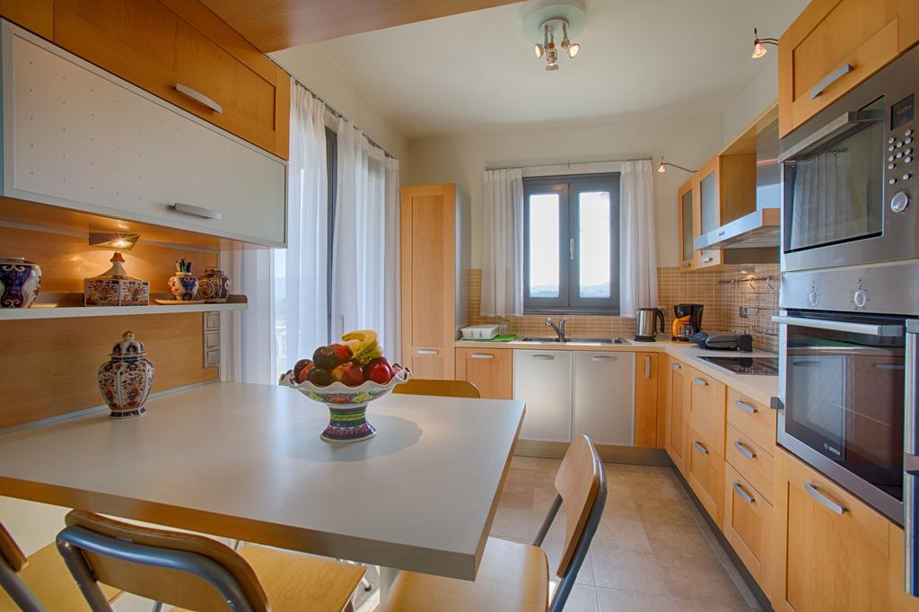 Villa Haraki Villas *